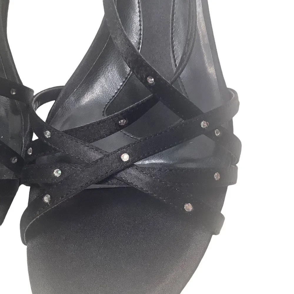 Bandolino Dressy Strappy Sandal Size 9.5 M Black Fabric‎ with Rhinestones Womans